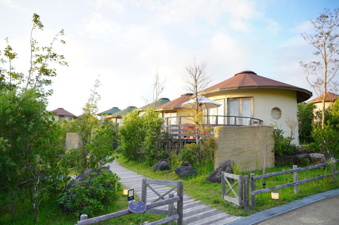 Hotel Grand Chariot Hokutoshichisei 135° Awaji Zewnętrze zdjęcie